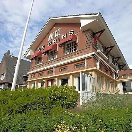 Hotel De 3*
